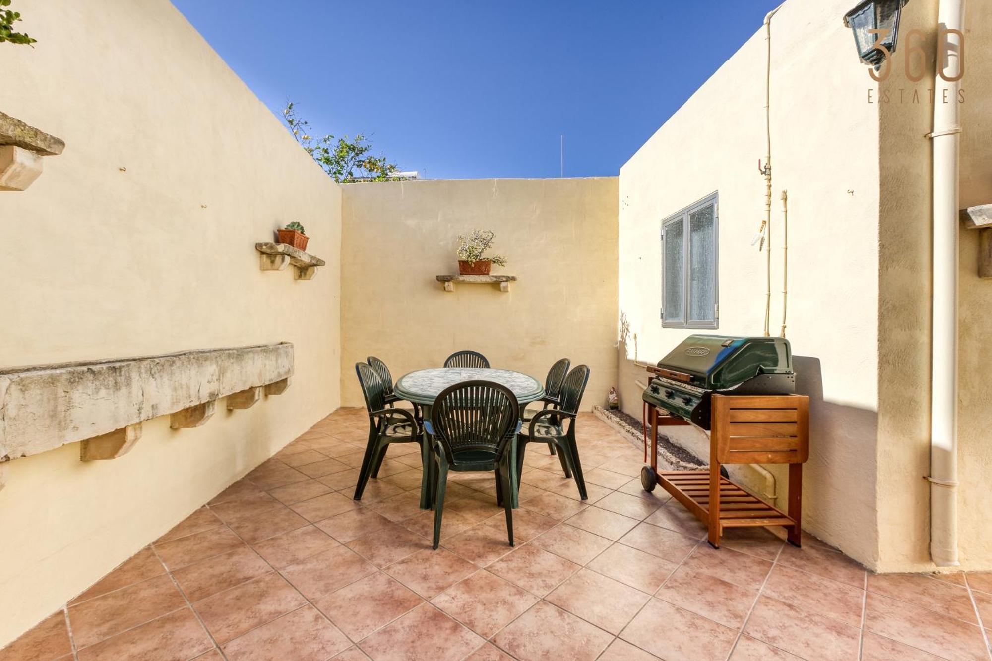 A Lovely 3Br Maisonette In Lovely Town Of Rabat By 360 Estates Exteriér fotografie